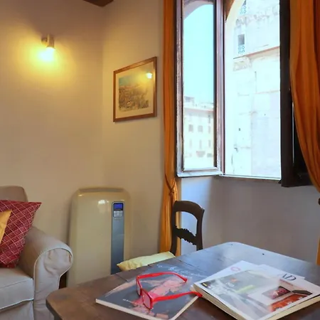 On The Pantheon Square Apartment