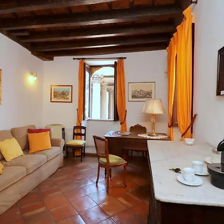 On The Pantheon Square Apartment Rome